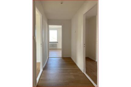 Erstbezug nach Sanierung für junge Paare und kleine Familien - Schwentinental