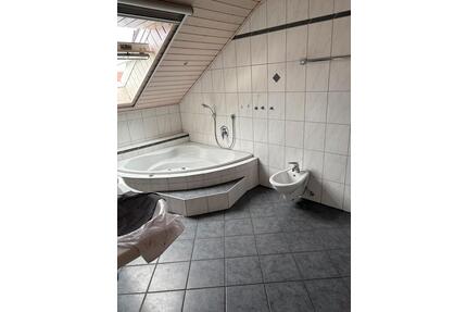 DG Wohnung 80qm in Ebenried - 700,00&nbsp;EUR Kaltmiete, ca.&nbsp; 80,00&nbsp;m&sup2; in Allersberg (PLZ: 90584) Eismannsdorf