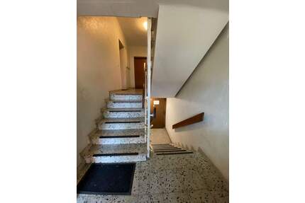 2 Zimmer Erdgeschosswohnung mit Balkon und optional einer Garage - Mettmann