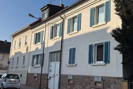 Mehrfamilienhaus mit 4 Einheiten in Frankfurt-Bergen - Frankfurt am Main Bergen-Enkheim