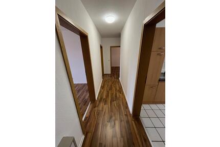 3 Zimmer, Küche Bad - 400,00&nbsp;EUR Kaltmiete, ca.&nbsp; 65,00&nbsp;m&sup2; in Güsten (PLZ: 39439)