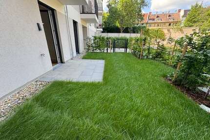 Wohnung zum Mieten in Berlin 2.000,00 € 90.95 m²