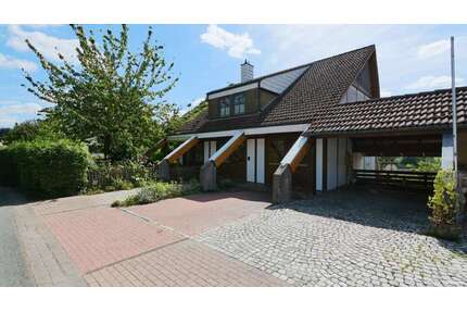 Haus zum Kaufen in Bad Wünnenberg 289.000,00 € 218 m²