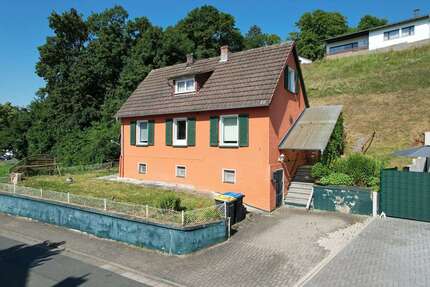 Haus zum Kaufen in Solms 119.000,00 € 78.75 m²