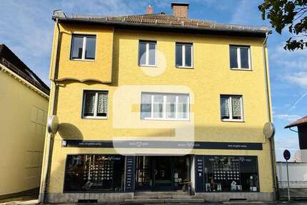 Haus zum Kaufen in Untergriesbach 360.000,00 € 255 m²