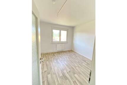 Wohnung zum Mieten in Tützpatz 300,00 € 54.1 m²