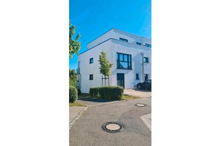 2 Zi Penthouse Wohnung in Steinmauern ab 1.07.226 zu vermieten - Rastatt