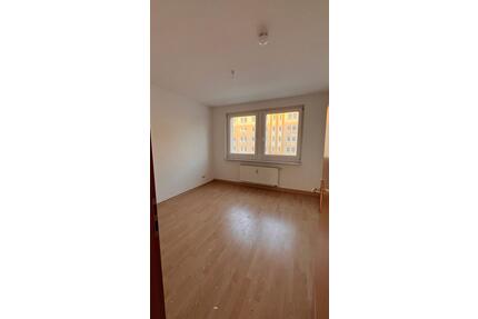 Helle 2-Raum-Wohnung in zentraler Lage mit traumhafter Aussicht - Nordhausen