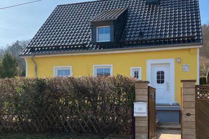 Freistehendes Haus mit großem Garten auf 898 qm Grundstück - Boppard