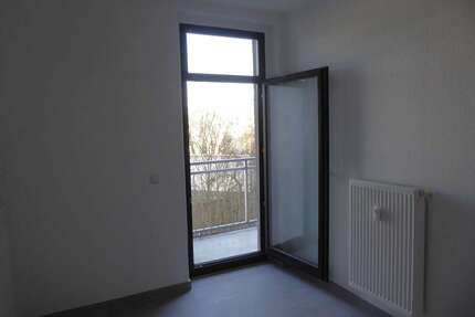 Wohnung zum Mieten in Chemnitz 360,00 € 61.21 m²