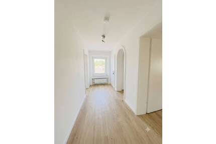 Wohnung zum Kaufen in Bergisch Gladbach 399.000,00 € 104 m²