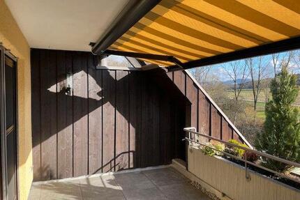 Großzügige 6-Zimmer-Wohnung ( 125 m²) mit Balkon, Schwedenofen, G - Oberboihingen