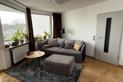 Gepflegte 3-Zimmer-Eigentumswohnung mit großem Balkon, Stellplatz - Sulzbach-Rosenberg