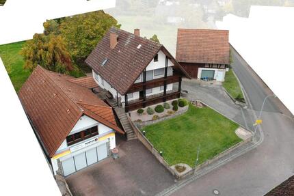 Gepflegtes Mehrfamilienhaus mit separater Gewerbeeinheit &Scheune - Biebergemünd