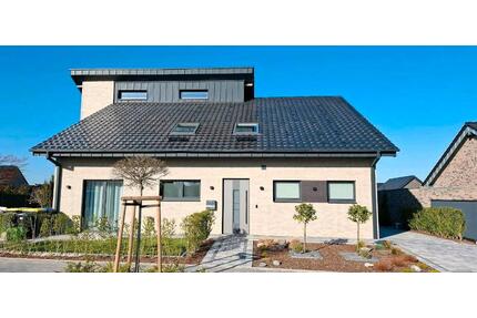 Haus im Haus. Neu Luxuriöse 85 m² 3x Zimmer Maisonettewohnun - Bedburg-Hau