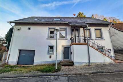 Haus zum Kaufen in Kaiserslautern 218.000,00 € 177 m²