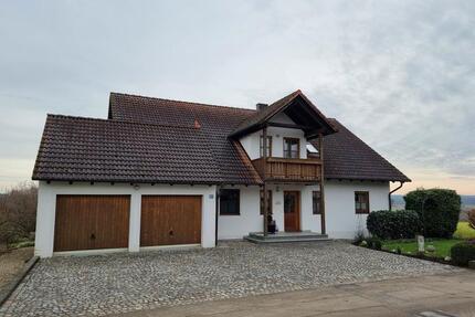 Landhaus in idyllischer Lage - unverbaubarer Ilmtal Blick - Geisenfeld
