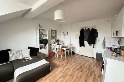Wohnung zum Kaufen in Düsseldorf 159.000,00 € 80.22 m²