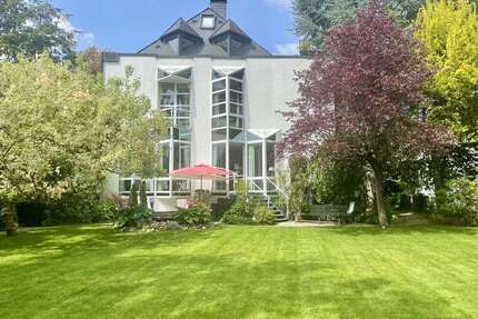 Haus zum Kaufen in Hameln 990.000,00 € 290 m²