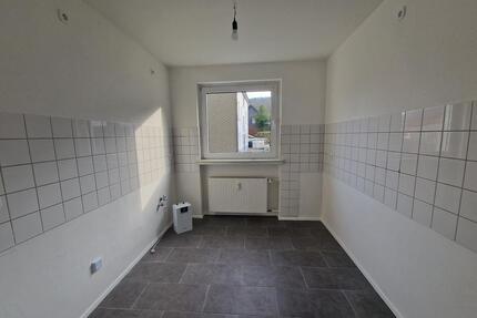Renovierte Erdgeschoss-Wohnung mit Balkon + 1.000€ Gutschein* *Werdohl-Eveking*