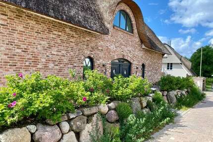 Haus zum Kaufen in Kalkhorst OT Brook 1.005.000,00 € 163.5 m²