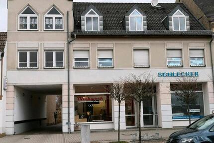 Große 2-Raum-Wohnung mit separater Küche und EBK - Kemberg