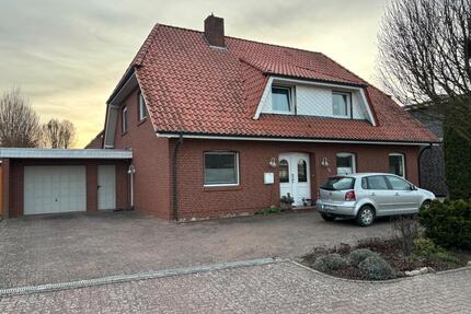 Großzügiges Wohnhaus mit Garten, Terrasse und Garage - Twistringen