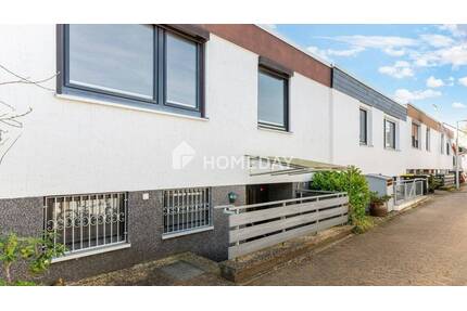 Endlich zuhause: Gemütliches Atrium-Reihenhaus mit Süd-Terrassenhof & viel Potenzial - Laatzen Rethen