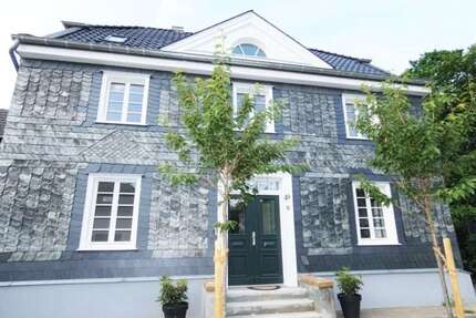 Haus zum Mieten in Köln 3.500,00 € 240 m²