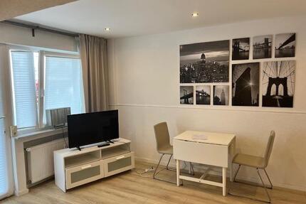 Appartement, Wohn - Schlafraum mit Einbauküche - teilmöbliert - Solingen Wald