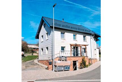 Einfamilienhaus Bewohnbar ,Gädheim OT Greßhausen Privat,