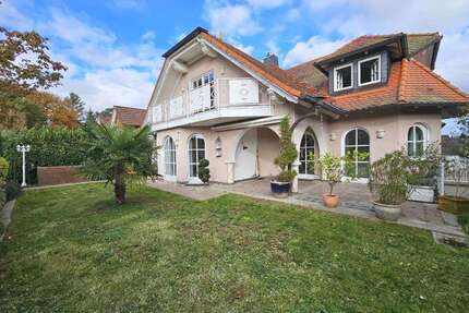 Haus zum Kaufen in Hösbach 795.000,00 € 211.7 m²