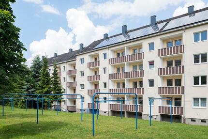 3-Zimmer-Wohnung mit 2 NKM frei* in Neuhausen Erzgebirge zu vermieten! - Neuhausen/Erzgebirge