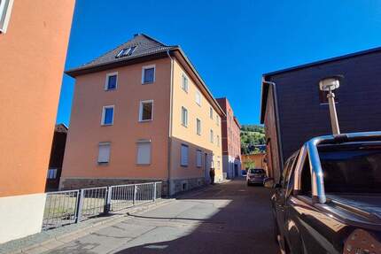 Gemütliche 2-Raum-Eigentumswohnung mit Garage in ruhiger Lage von Probstzella