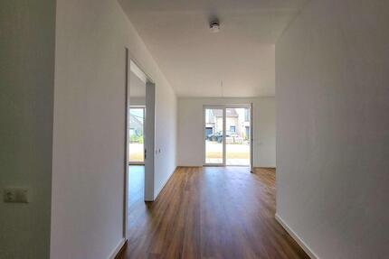 Rollstuhlgerechte Neubauwohnung mit Einbauküche und Terrasse – WBS erforderlich! - Lengede