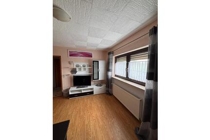 Schöne 2 Zimmer Wohnung - möbliert, 60qm - Neukirchen