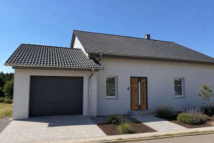 Haus zum Kaufen in Unterdeufstetten 650.000,00 € 220 m²