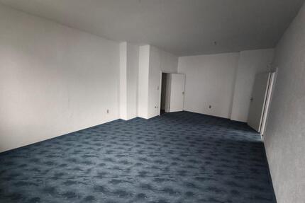 4,5 Zimmer Wohnung HOF ZENTRUM JOBCENTER MÖGLICH !!!