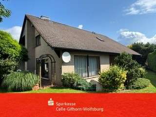 Haus zum Kaufen in Wolfsburg 419.000,00 € 239.69 m²