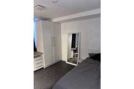 Zwei Zimmer mit jeweils eigenem Bad zur Untervermietung - Frankfurt am Main Mitte-West