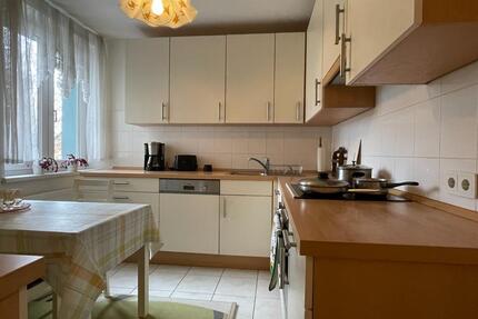 WG, möblierte 3,5-Zimmer-Wohnung mit Balkon im Nordzentrum - Berlin Reinickendorf