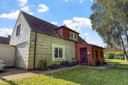 Charmantes EFH. mit großem Grundstück in ruhiger Lage von Brunsbüttel. Preisattraktiv!