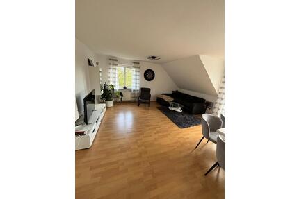 3-Zimmer-Dachgeschosswohnung mit Balkon und Stellplatz in Lingen - Lingen (Ems)