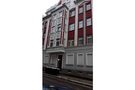 helle günstige 4-Zimmer-Whg. mit Balkon, Badewanne **komplett renoviert**, WG geeignet - Chemnitz Sonnenberg