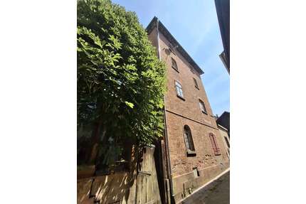 Haus zum Kaufen in Amorbach 295.000,00 € 250 m²