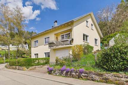 Haus zum Kaufen in Rottweil 380.000,00 € 191 m²