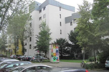Willkommen in Ihrem renovierten Zuhause: 4-Zimmer-Stadtwohnung in Top Lage - Nürnberg Gärten hinter der Veste