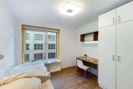 WG-Zimmer in Berlin 530,00 € 12 m²