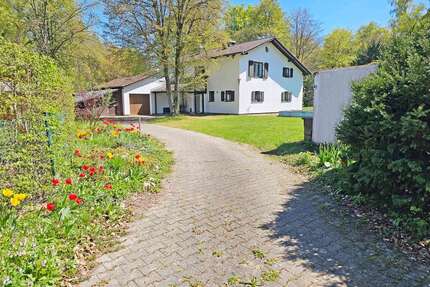 Haus zum Kaufen in Gauting-Königswiesen 3.200.000,00 € 150 m²