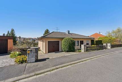 Haus zum Mieten in Würzburg 2.700,00 € 208 m²